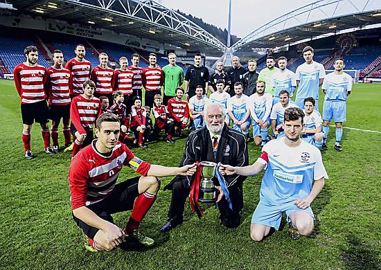 ON THE BIG STAGE . . . Hepworth captain Andrew Battye (left), Frank Beaumont, Huddersfield District League president, and Heyside FC skipper Johnny Pauley.
