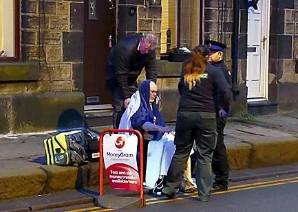 ALL hands on deck: passers-by were praised by medical staff for helping tend to a fall victim in Greenfield — now locals are being urged to become part of the team ALL hands on deck: passers-by were praised by medical staff for helping tend to a fall victim in Greenfield — now locals are being urged to become part of the team