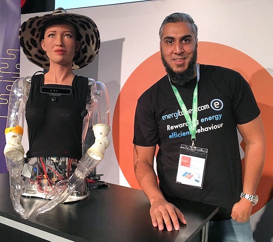 Omar Rahim, Energi Mine alongside humanoid robot, Sophia