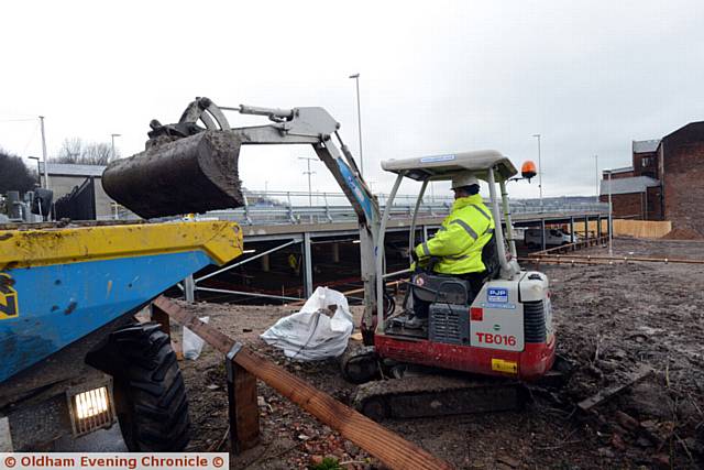 New multi-storey car park at Prince's Gate, Mumps for Metrolink users, almost finished.