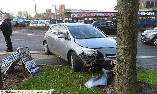 Vauxhall Astra crashed into tree on Crompton Street, Coldhurst. Occupants ran away.