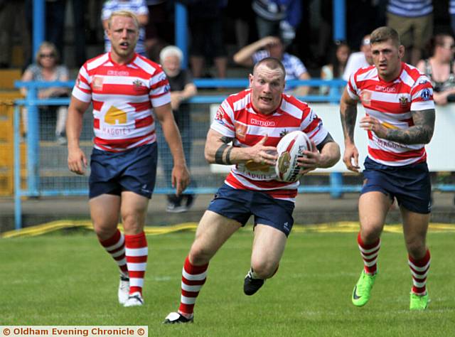 DOWN THE MIDDLE: Full-back Richard Lepori embarks on a race downfield
