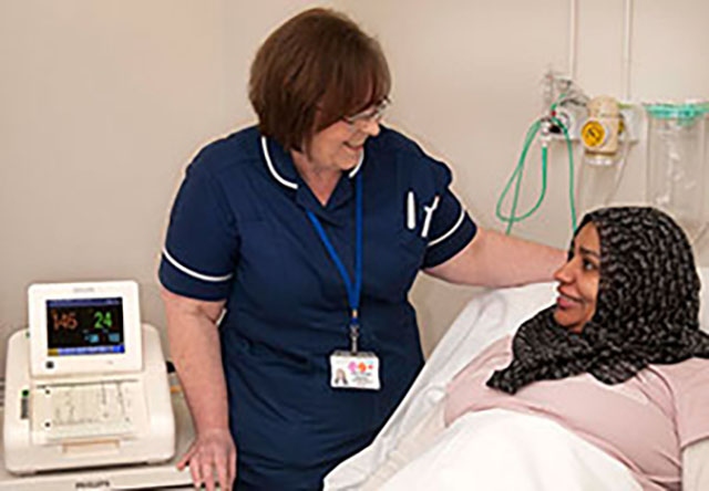Mums who are vaccinated even pass on some protection to their baby after it is born Mums who are vaccinated even pass on some protection to their baby after it is born