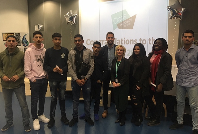 Ben Smith (centre) pictured with a group of Oasis Academy students during his visit Ben Smith (centre) pictured with a group of Oasis Academy students during his visit