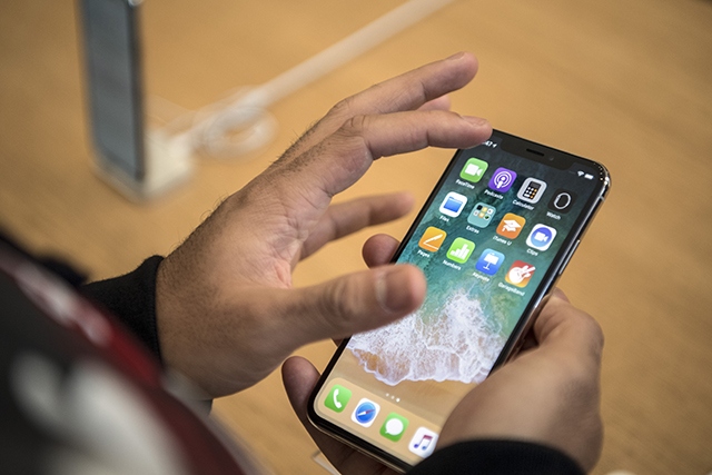 Despite being among the most mobile-friendly regions, only 25% of small businesses in the North West offer websites designed for use on mobile devices Despite being among the most mobile-friendly regions, only 25% of small businesses in the North West offer websites designed for use on mobile devices
