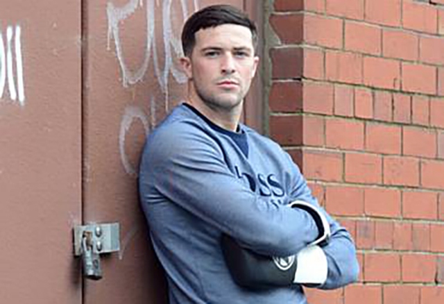 Oldham's explosive power puncher Mark Heffron