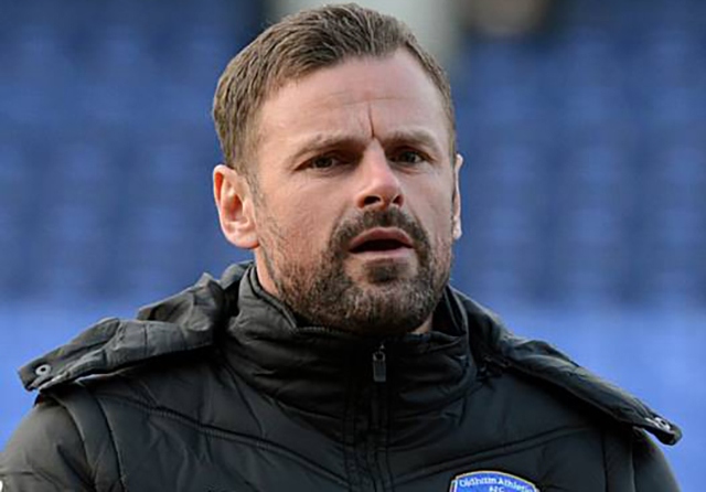 Oldham News | Latics | Legend Ritchie backs Wellens - Oldham Chronicle