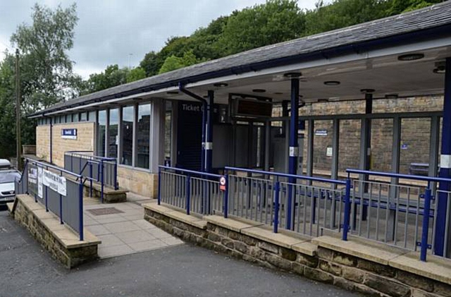 Greenfield railway station