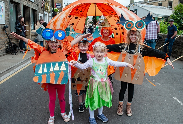 The Holmfirth Festival carnival parade was hugely popular.

Pictures courtesy of Phil Hack