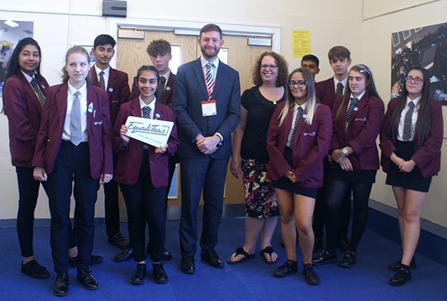 MP Jim McMahon with pupils at Hathershaw College MP Jim McMahon with pupils at Hathershaw College