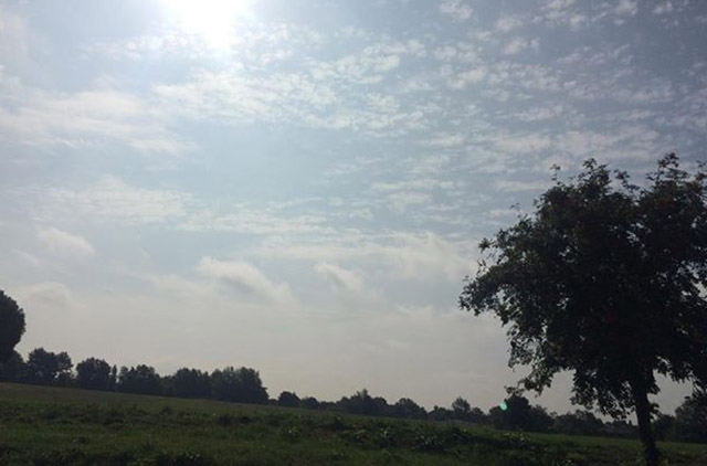 A sunny scene across Oldham earlier this afternoon (Tuesday)