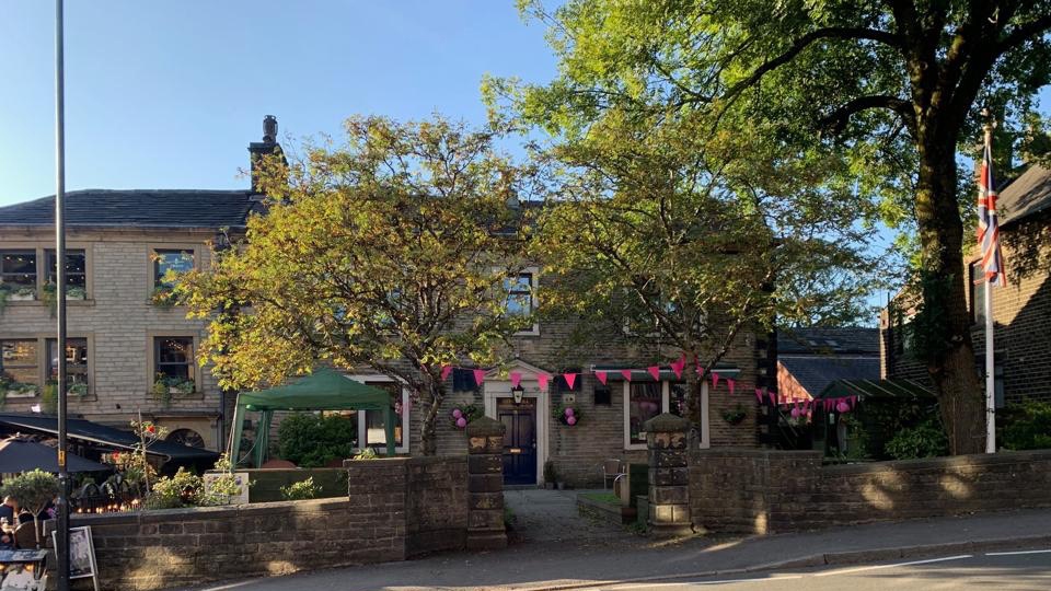 Uppermill goes pink