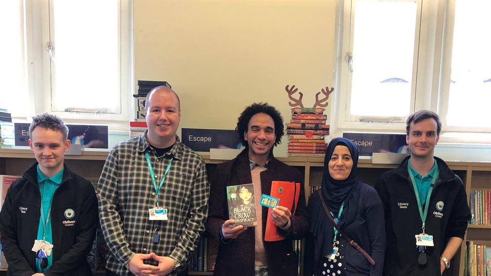 Joseph Coelho signs up to Oldham Library