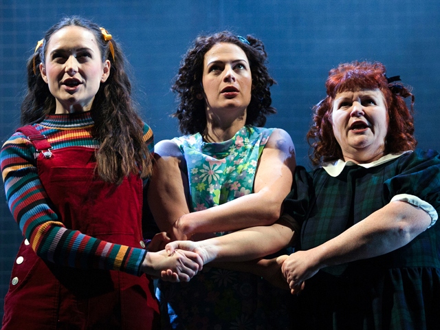 The production is set to come to Oldham this April The production is set to come to Oldham this April