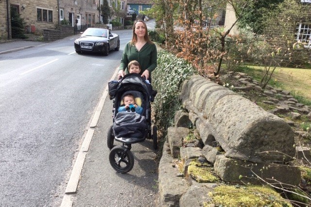 Dobcross mum Jayne Gibson with her 2 children on the bridge