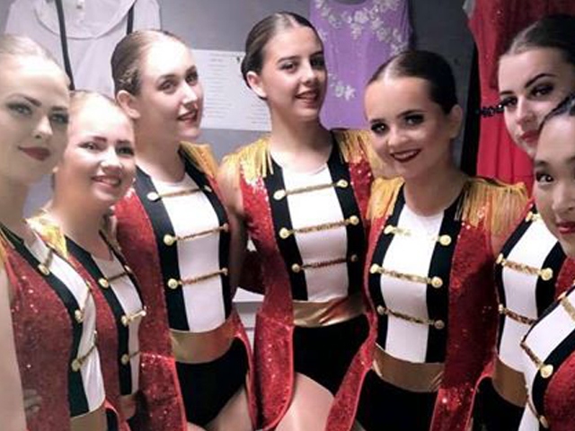 Jayne Barnes Dance Group Jayne Barnes Dance Group