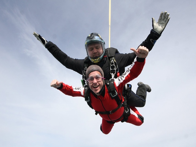 34 year old Neil Taylor on his 15,000 foot jump