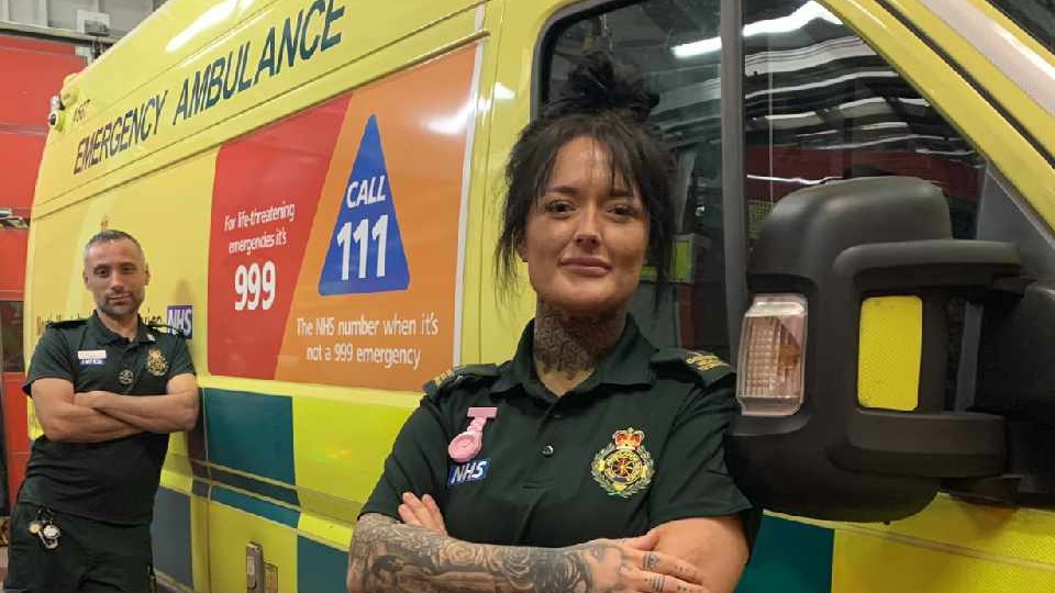 Make sure your house number is visible to ambulance staff Make sure your house number is visible to ambulance staff
