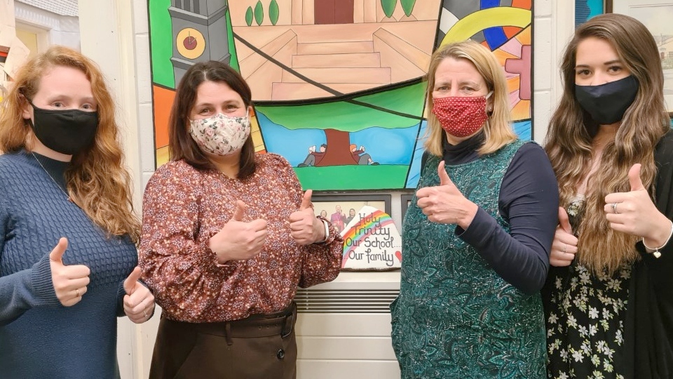 Thumbs up for teaching team... Catherine Scowcroft, Liz Travis, Deborah Hodgin, Melissa Taylor. Thumbs up for teaching team... Catherine Scowcroft, Liz Travis, Deborah Hodgin, Melissa Taylor.