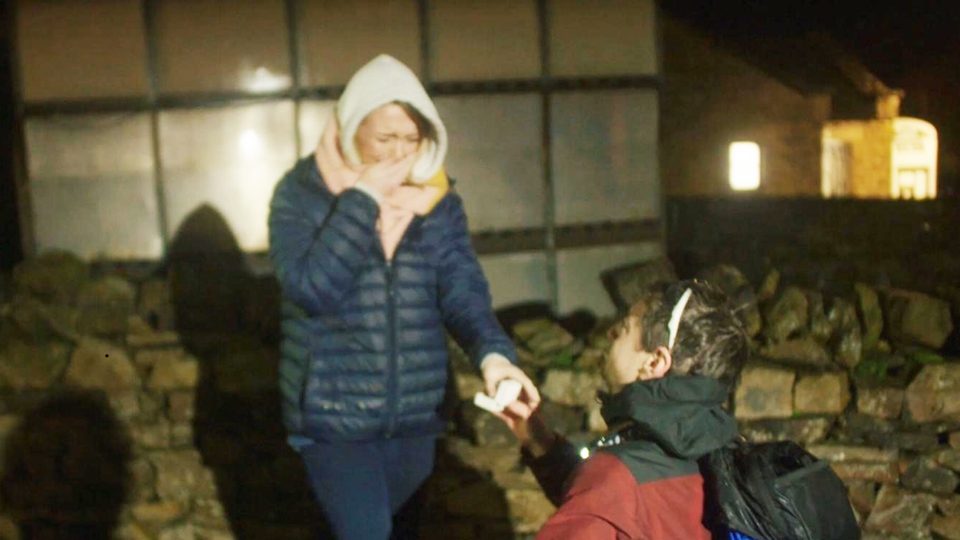 Luke Viney proposes to Ruth Davis