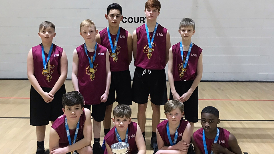 Saddleworth School Yr 8 Basketball Team