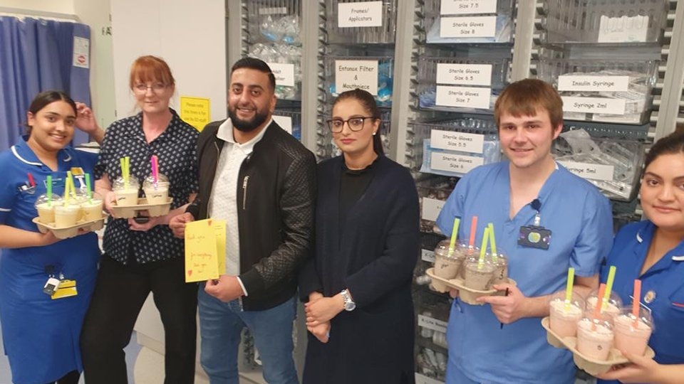 Alexandra Park staff dropped off the treats to the grateful doctors and nurses Alexandra Park staff dropped off the treats to the grateful doctors and nurses