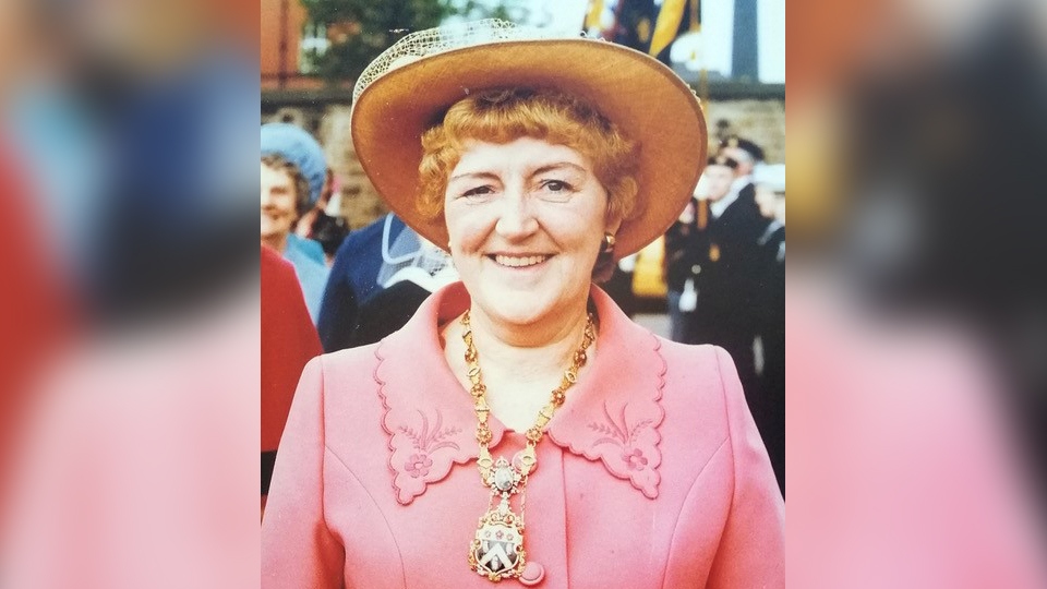 Former Mayoress Pauline Crowther Former Mayoress Pauline Crowther