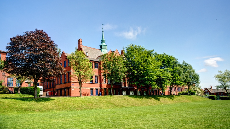 Nearly 100 Oldham Hulme students, alumni and staff gathered online to listen to a panel of three inspirational alumnae Nearly 100 Oldham Hulme students, alumni and staff gathered online to listen to a panel of three inspirational alumnae