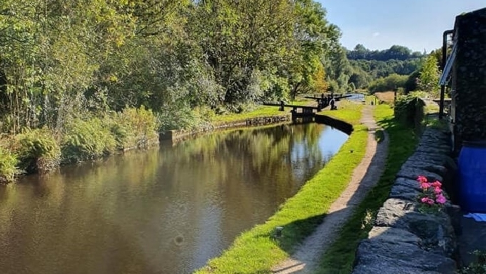 The area of the canal in Mossley where the incident occurred