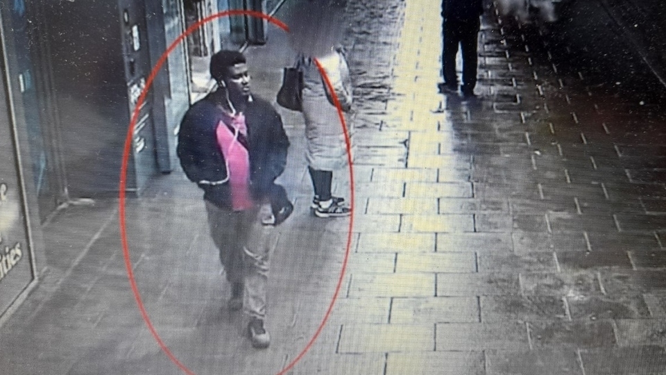 Do you recognise this man? Do you recognise this man?
