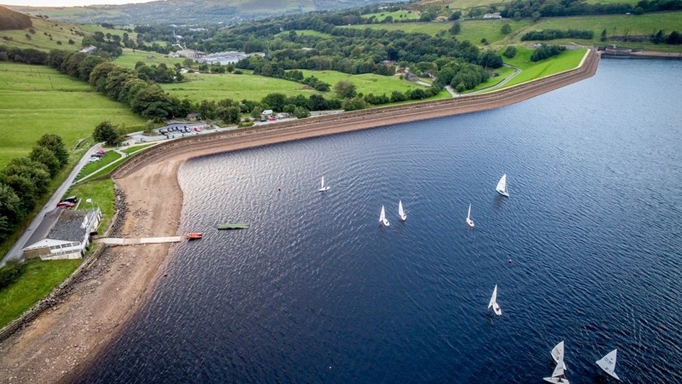The dinghy courses at Dovestone take place over the weekends of July 17/18 and August 21/22