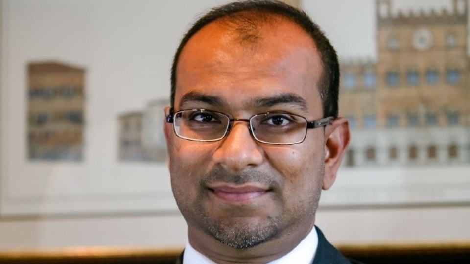 Oldham business mentor Muzahid Khan Oldham business mentor Muzahid Khan