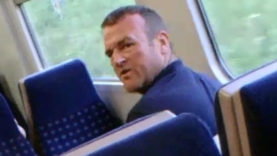 If you recognise this man, or have any information, please contact British Transport Police by texting 61016 or calling 0800 40 50 40 quoting reference 577 of 21/07/21 If you recognise this man, or have any information, please contact British Transport Police by texting 61016 or calling 0800 40 50 40 quoting reference 577 of 21/07/21