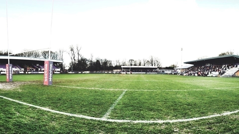 Oldham host unbeaten Championship leaders Toulouse Olympique at Bower Fold on Sunday