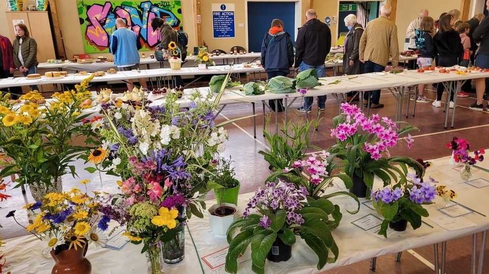 The Sholver and Moorside community team’s fifth annual Flower and Vegetable Show on Saturday raised 396 entries