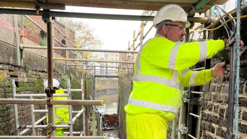 Work continues on the Ashton Canal brickwork