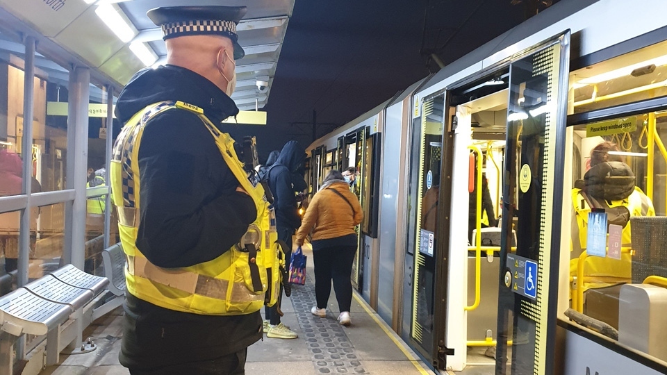 Police presence at Oldham's tram stops Police presence at Oldham's tram stops