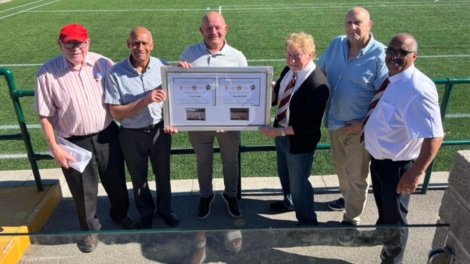 Pictured (left to right) at the Vestacare Stadium are Roger Halstead, the Roughyeds’ media manager, Mike Elliott, Martin Hall, Martin Murphy, Adrian Alexander (an Oldham RLFC ambassador) and Joe Warburton, secretary of the Players’ Association