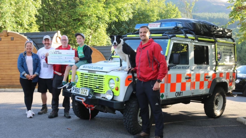 L to R Sally Buckley (Dovestone HP), Peter Keenan, Brew on the Brow, Ian Atherton, OMRT member, Matthew Keenan, Brew of the Brow, Trainee Search Dog, Ace, Rick Beswick, OMRT member