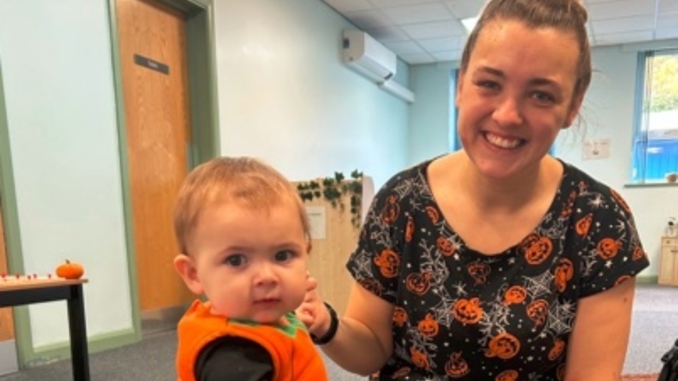 A Halloween mum and her daughter