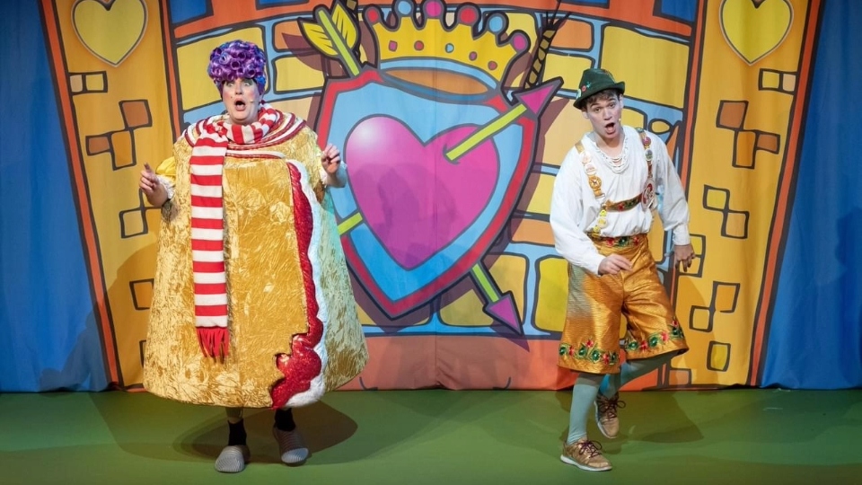 The Saddleworth Panto is perfect for families - and it's back again this year