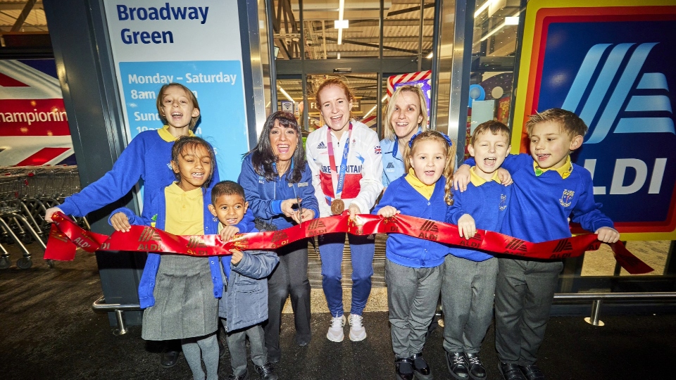 Team GB hockey hero Sarah Jones cut the all-important red ribbon alongside pupils from nearby St Luke's CE Primary School and Aldi colleague of 33 years, MarIa Holder