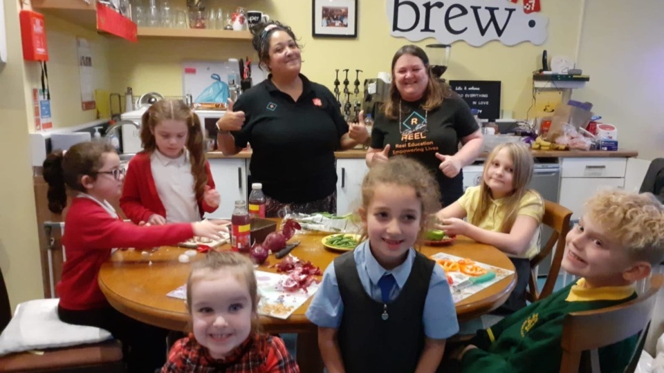 Stephanie Brown, community worker at The Salvation Army in Fitton Hill, runs the Meet, Cook and Eat programme Stephanie Brown, community worker at The Salvation Army in Fitton Hill, runs the Meet, Cook and Eat programme