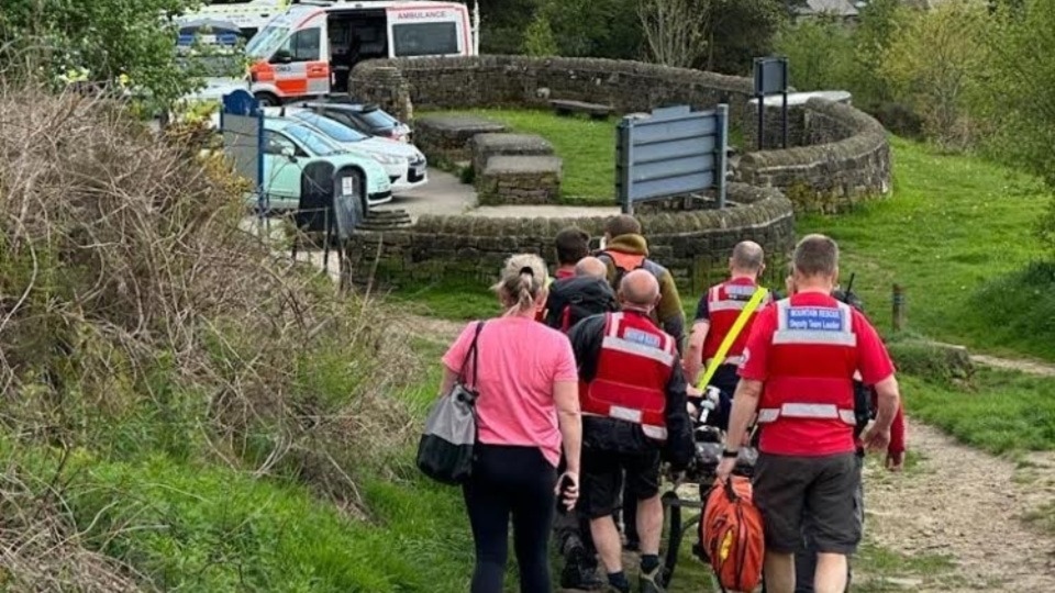 A scene from the Crompton Moor rescue A scene from the Crompton Moor rescue
