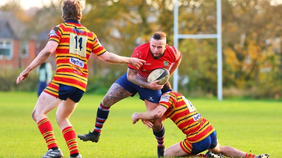 Louis Fitton makes a break for Oldham. Image courtesy of Tim Abram