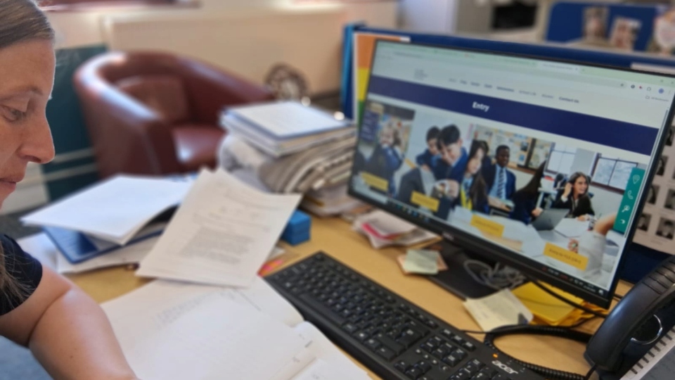 The monitors have been donated by Amex GBT following an upgrade to their own IT infrastructure The monitors have been donated by Amex GBT following an upgrade to their own IT infrastructure