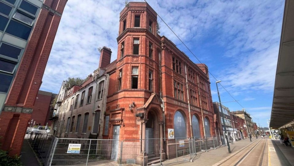 The first restoration works have begun on the Prudential Building in Oldham town centre. Image courtesy of Oldham Council