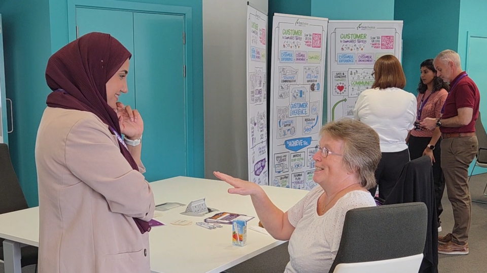 Nadia Hussain speaks to an involved FCHO customer Nadia Hussain speaks to an involved FCHO customer