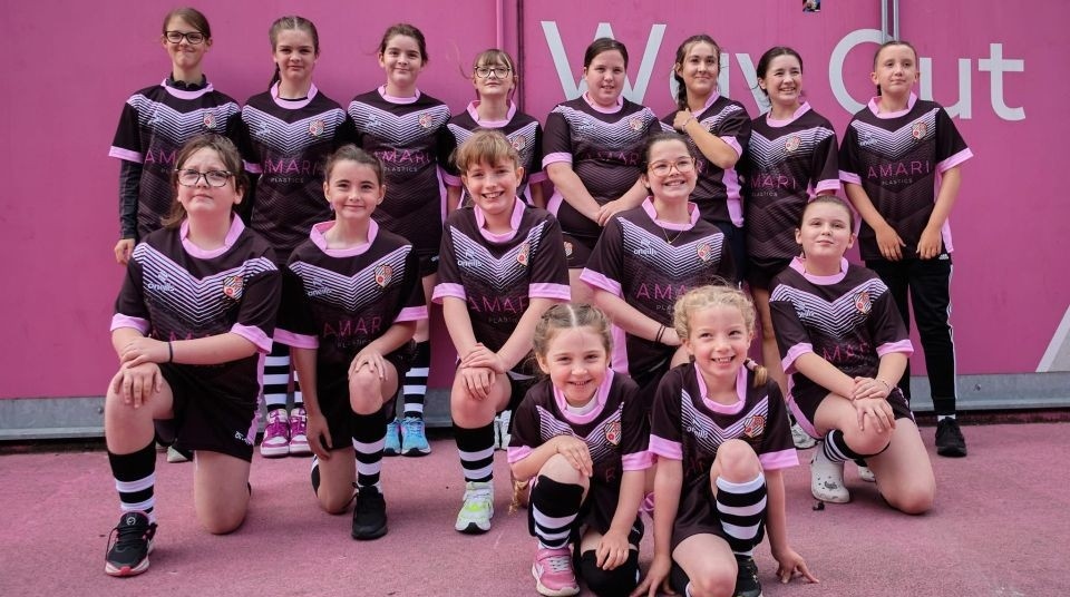 The Saddleworth Rangers girls' rugby team