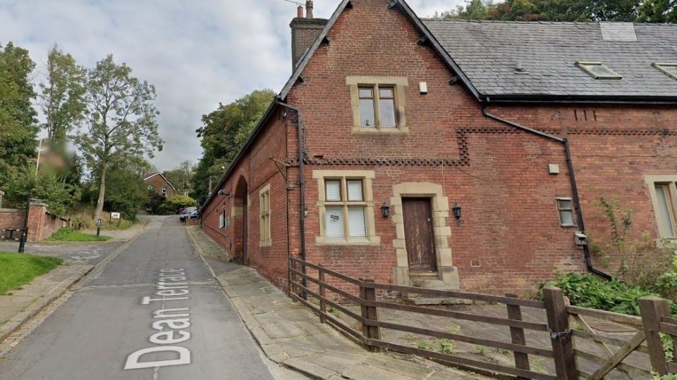 The approach to Park Bridge village. Image courtesy of Google Maps The approach to Park Bridge village. Image courtesy of Google Maps